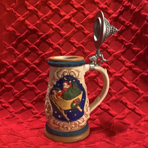 Beer Stein Ornament featuring Santa & Elf - Picture 2 of 7